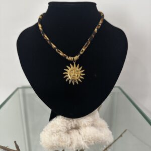 Collier Charly