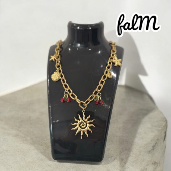 Collier Kelly