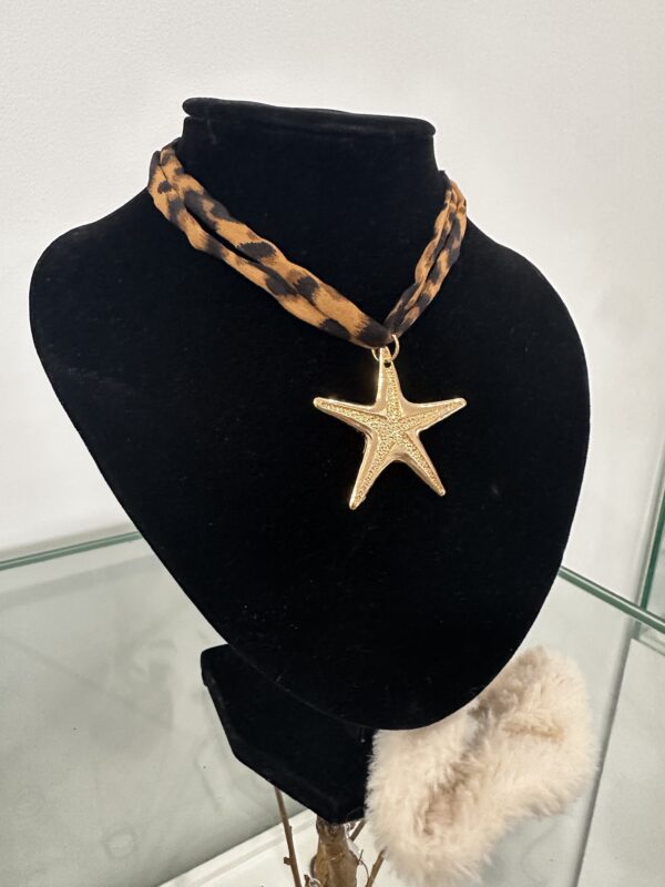 Collier Summer