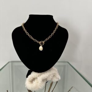 Collier Carole
